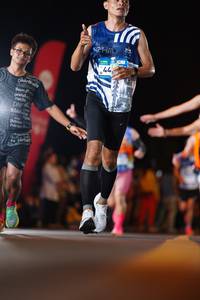 BIB: 4214
                            <button type="button" onclick="openModal(22867098)" class="btn btn-primary btn-sm float-right btn-popup" data-toggle="modal" data-target=".modal-high-quality">
                        <i class="fas fa-shopping-cart"></i> Add to Cart
                    </button>
                                            <button type="button" onclick="isThisMe(22867098, true)" class="btn btn-success btn-sm float-right btn-popup btn-isme hidden" data-toggle="tooltip" data-placement="bottom" title="นี่คือรูปของคุณใช่ไหม คลิกที่นี่เพื่อเอาเข้าอัลบั้ม">
                        <i class="fas fa-plus"></i> Add to album
                    </button>
                    <button type="button" onclick="isThisMe(22867098, false)" class="btn btn-warning btn-sm float-right btn-popup btn-isnotme hidden">
                        <i class="fas fa-ban"></i> Remove from album
                    </button>